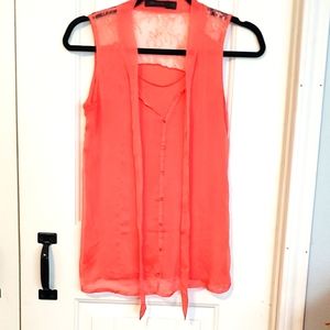 The Limited woman's sleeveless coral pink blouse